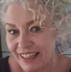 Meet your Posher, Ursula